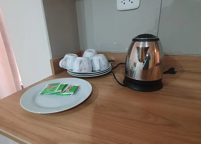 Apartment 3 Bedrooms Airport Close 2 Min Walk, Self Check In